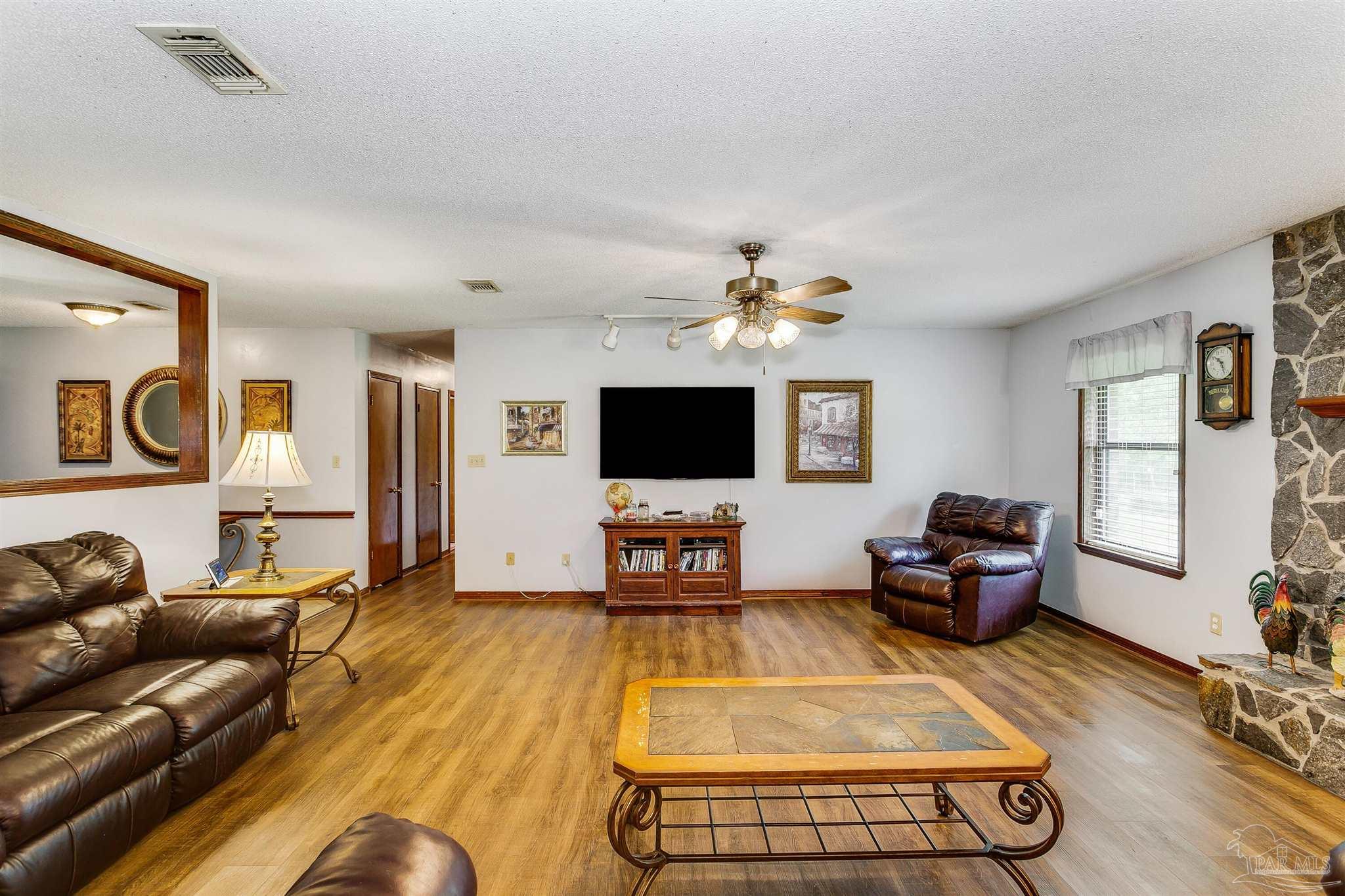 1771 Booth Lake Road Cantonment, FL 32533 - Photo 15 of 32 Gallery Image 15