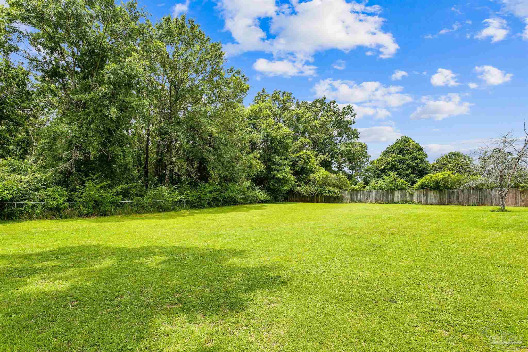 1771 Booth Lake Road Cantonment, FL 32533 - Photo 8 of 32 Gallery Image 8