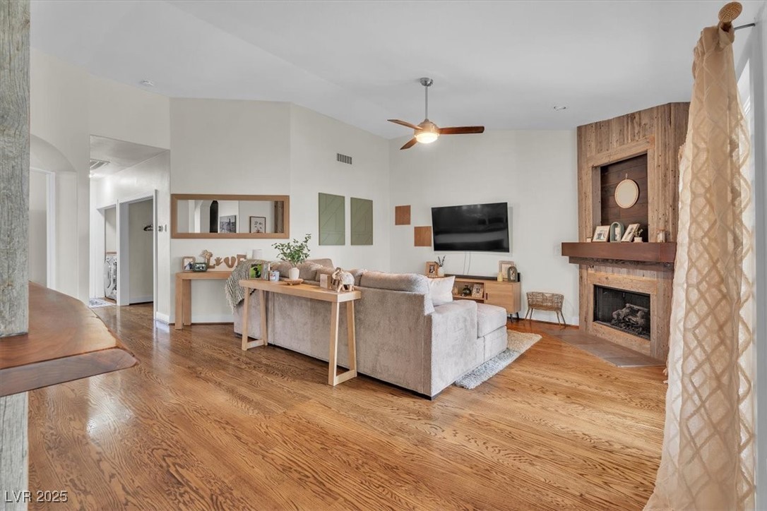 7632 Rolling View Drive, Unit 202 Las Vegas, NV 89149 - Photo 15 of 36