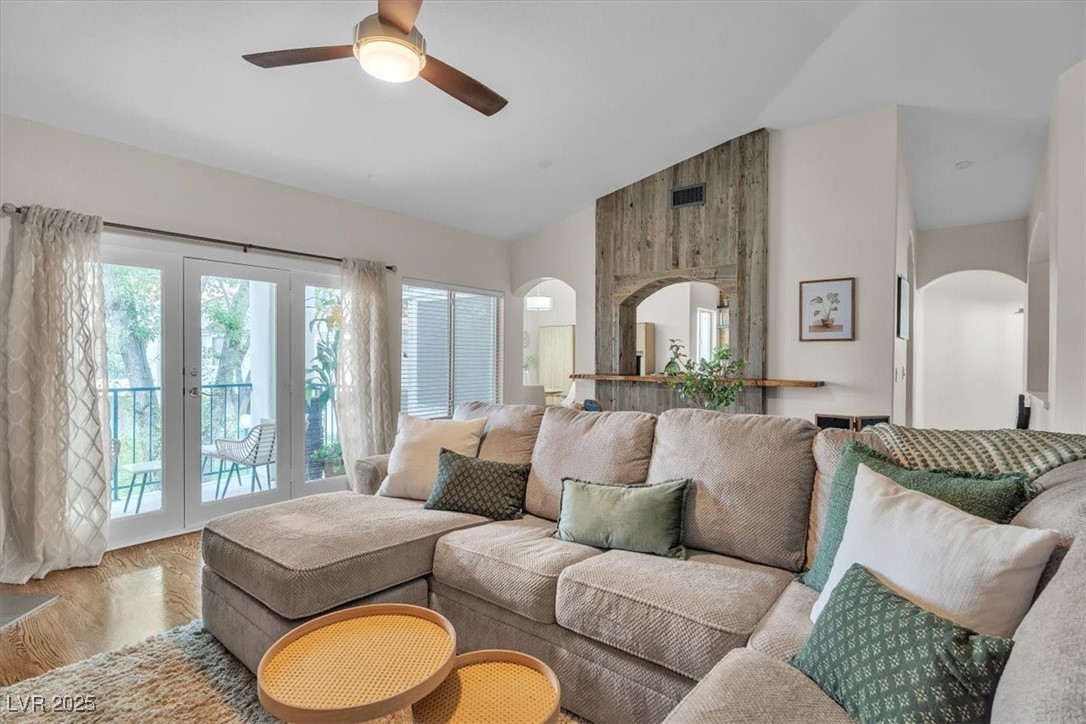 7632 Rolling View Drive, Unit 202 Las Vegas, NV 89149 - Photo 17 of 36