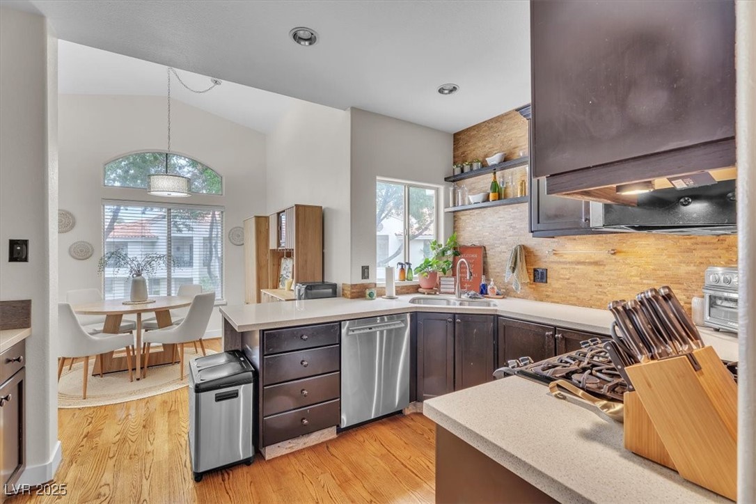 7632 Rolling View Drive, Unit 202 Las Vegas, NV 89149 - Photo 6 of 36