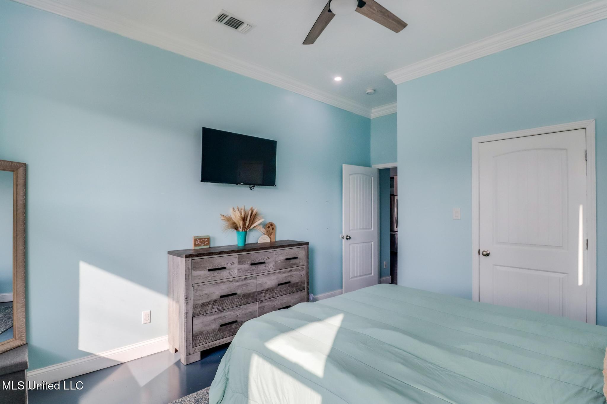 306 Cowan Road Gulfport, MS 39507 - Photo 20 of 27 IMG_8467