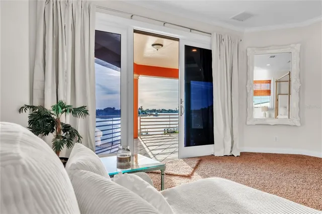 $22,000 | 7924 3rd Avenue South, St. Petersburg, FL 33707