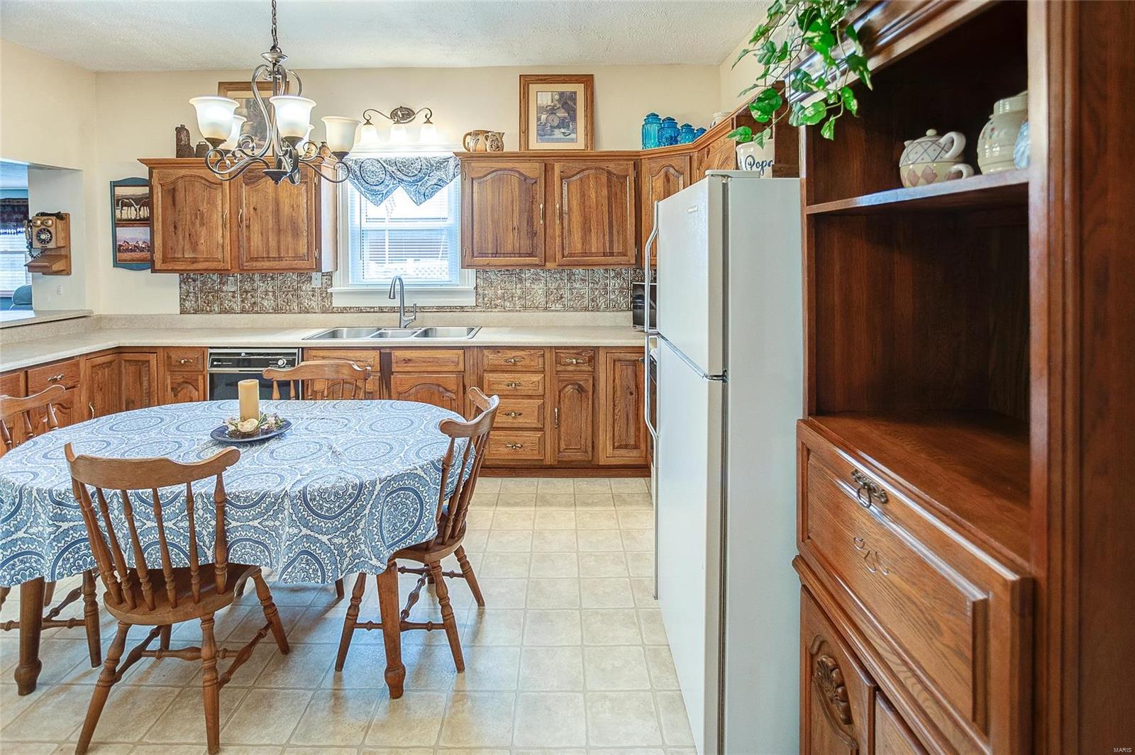 2805 Old Staunton Road Edwardsville, IL 62025 - Photo 27 of 95 Gallery Image 27