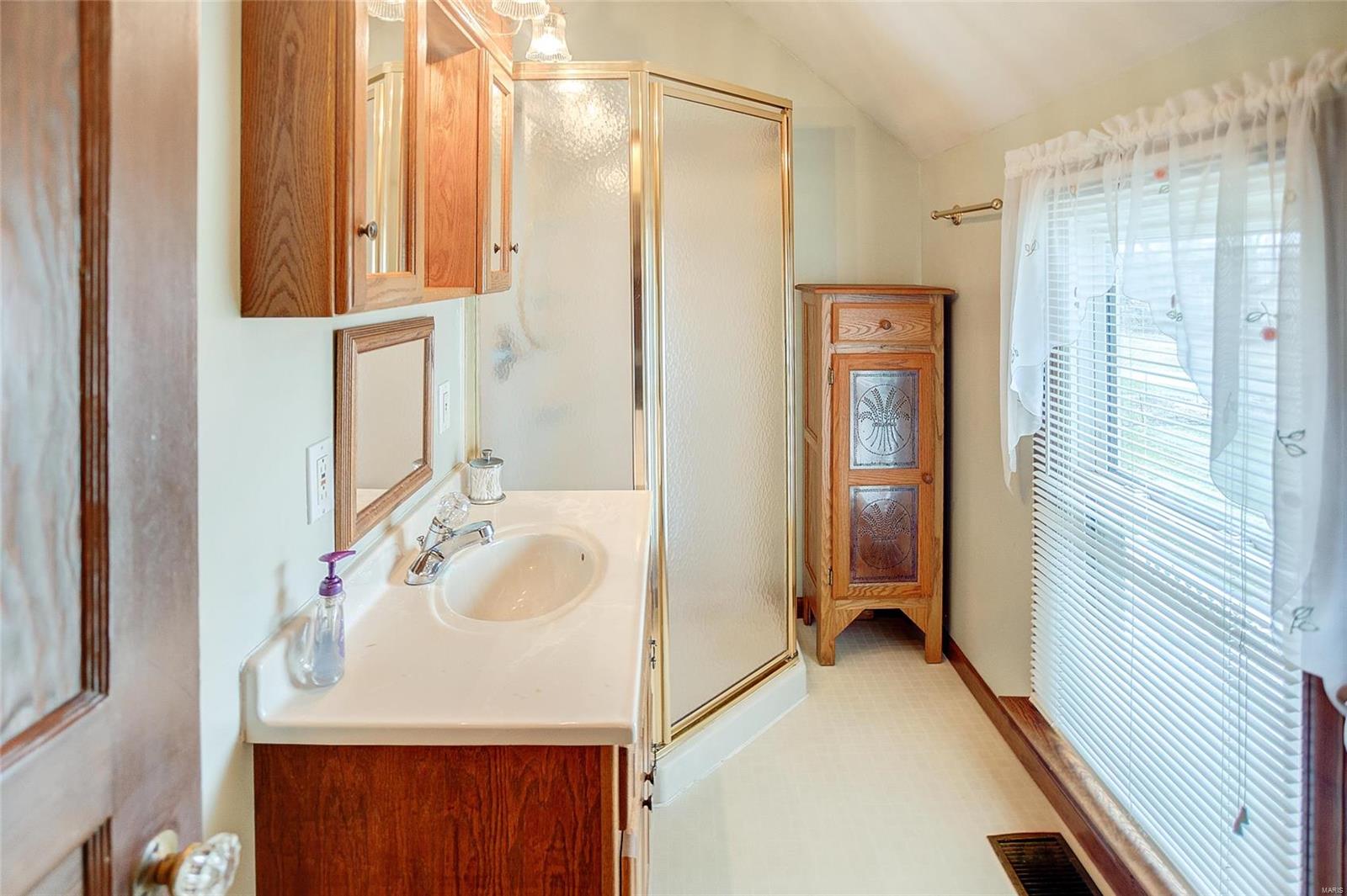 2805 Old Staunton Road Edwardsville, IL 62025 - Photo 56 of 95 Gallery Image 56