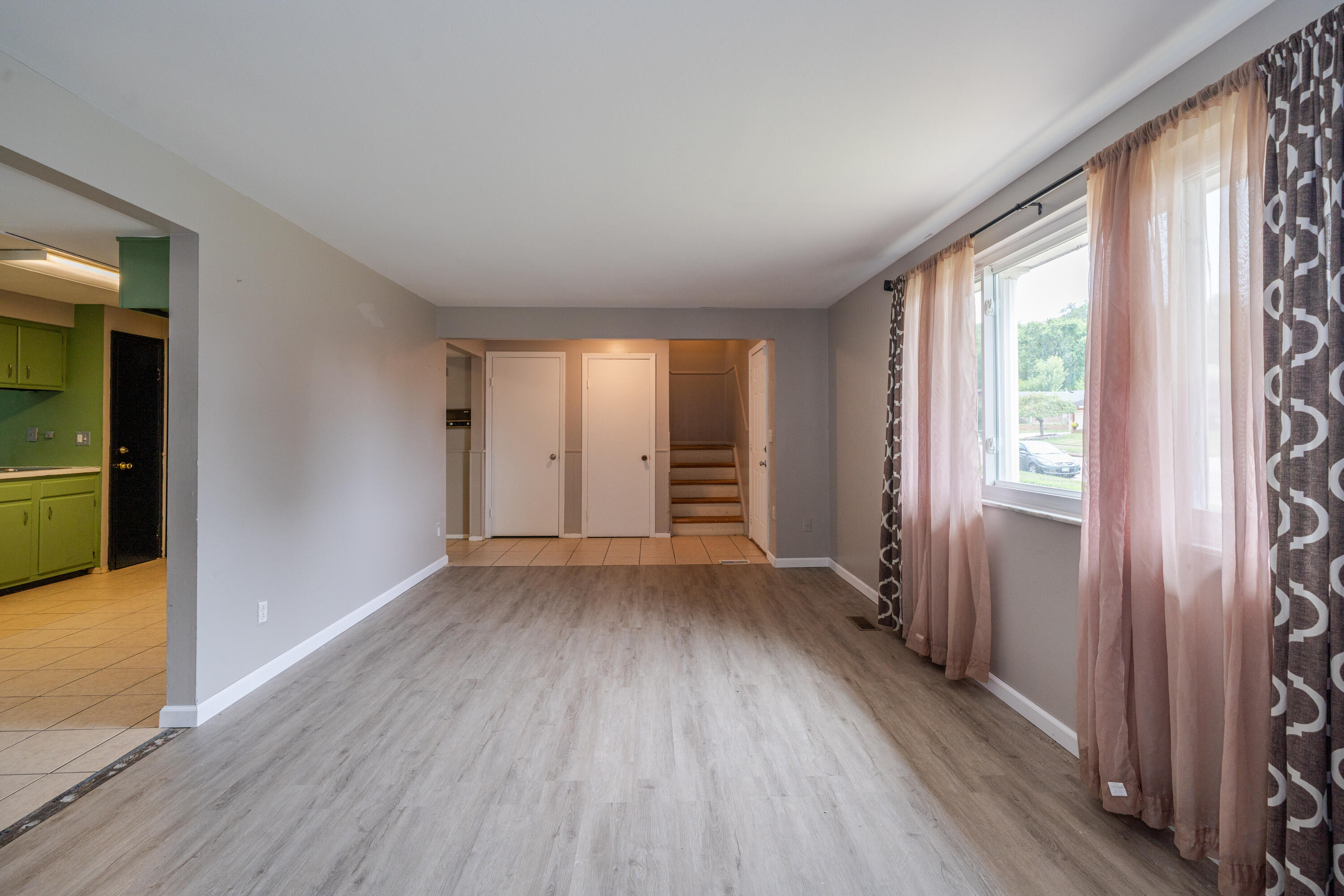 4931 Longford Road Dayton, OH 45424 - Photo 5 of 53