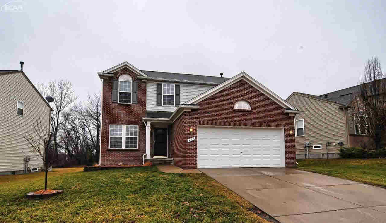 452 Otter Run Road Holly, MI 48442 - Photo 1 of 28 21256016.JPG
