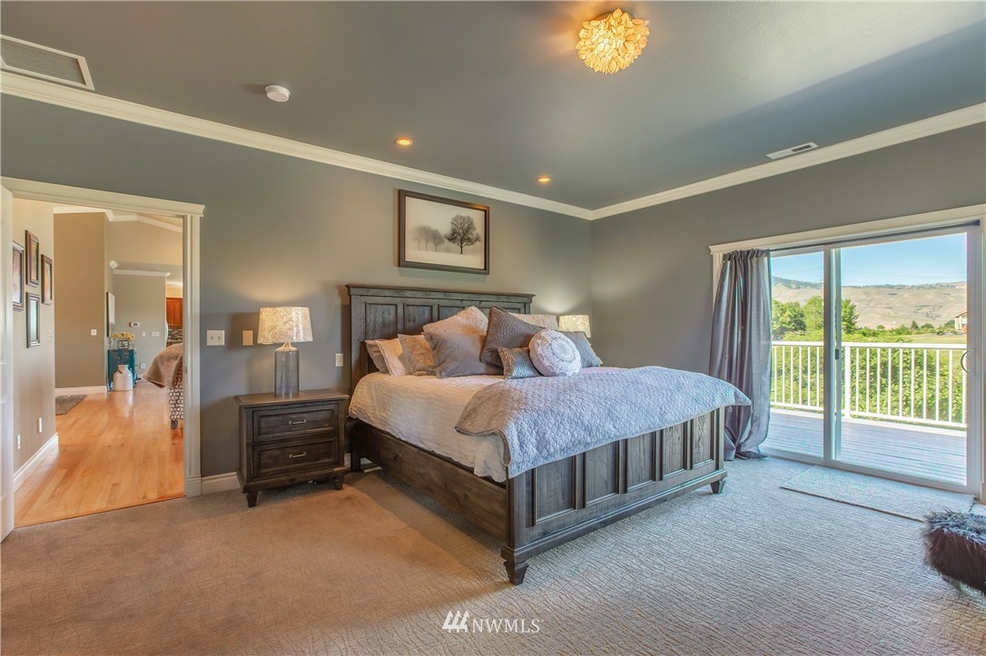 1015 Ridge Crest Drive Wenatchee, WA 98801 - Photo 13 of 25 Gallery Image 13