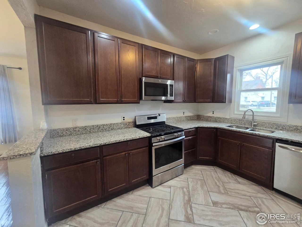 319 Prospect Street Fort Morgan, CO 80701 - Photo 9 of 35