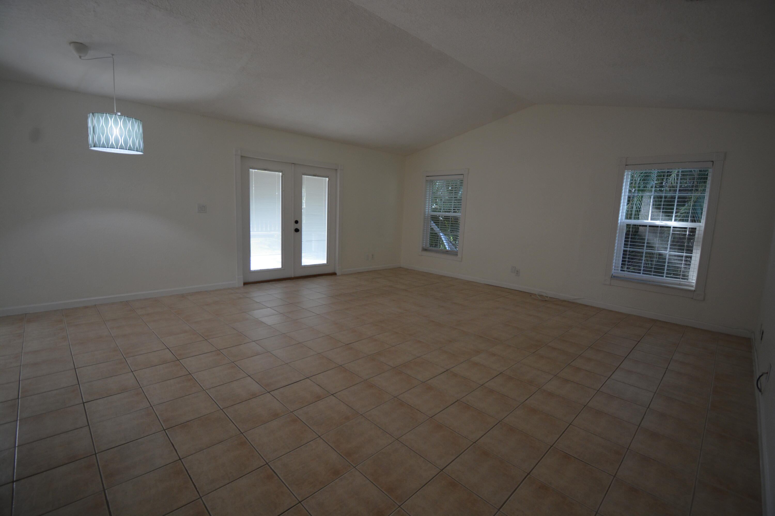 1379 Pinetta Circle Wellington, FL 33414 - Photo 5 of 15 DSC_5771