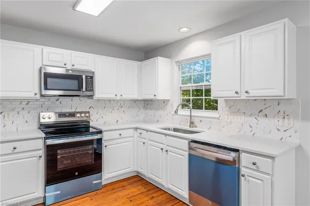 $2,100 | 14 Dunlevy Way, Greensboro, NC 27455