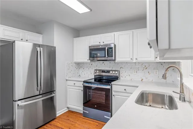 $2,100 | 14 Dunlevy Way, Greensboro, NC 27455