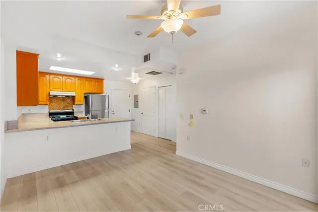 $1,600 | 17888 Alburtis Avenue, Unit A1022, Artesia, CA 90701