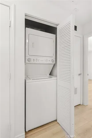 $1,600 | 17888 Alburtis Avenue, Unit A1022, Artesia, CA 90701