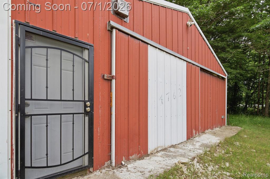 4762 Lonsberry Road Columbiaville, MI 48421 - Photo 33 of 36