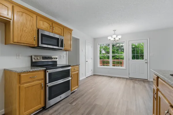$2,200 | 3149 Holly Point, Clarksville, TN 37043
