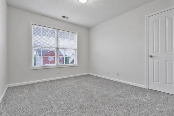 $2,200 | 3149 Holly Point, Clarksville, TN 37043