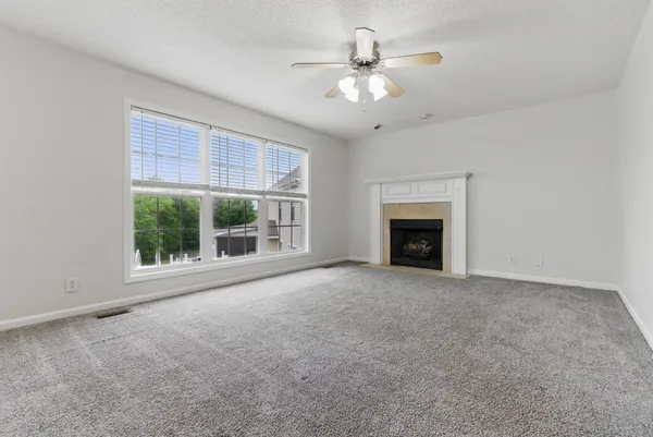 $2,200 | 3149 Holly Point, Clarksville, TN 37043