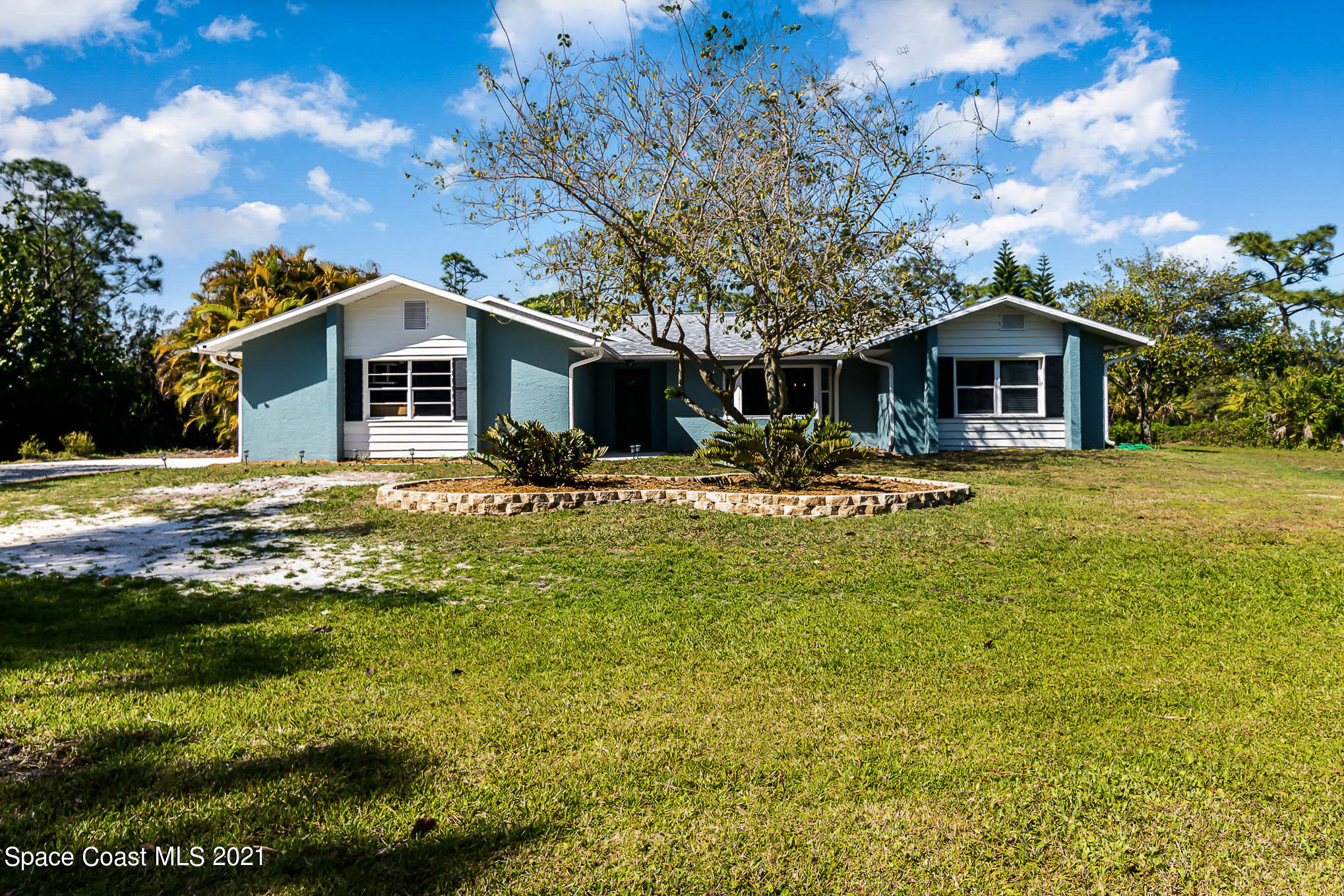 2060 Atz Road Malabar, FL 32950 - Photo 1 of 38 Exterior front