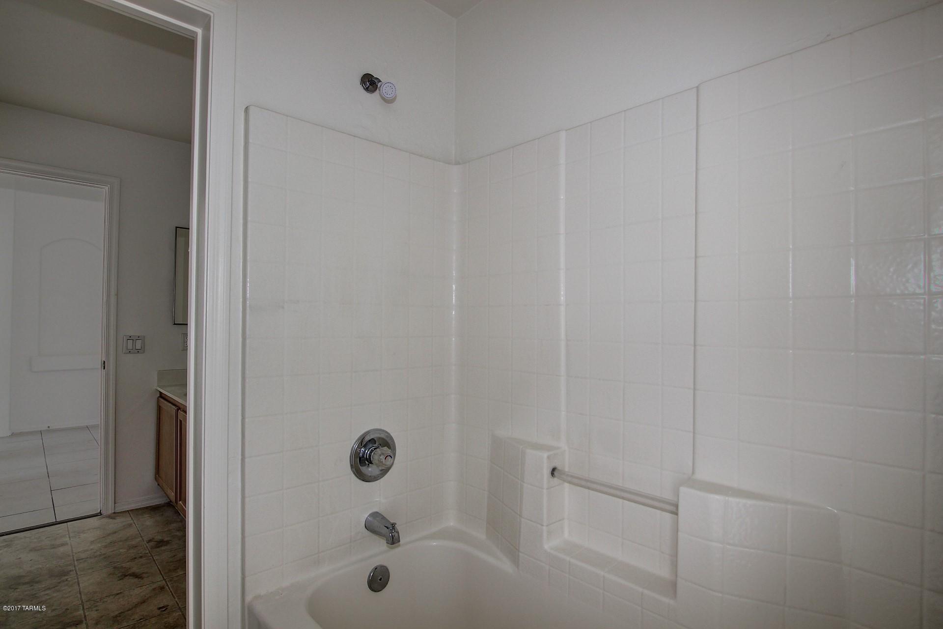 4513 South Valley Road Tucson, AZ 85714 - Photo 29 of 41