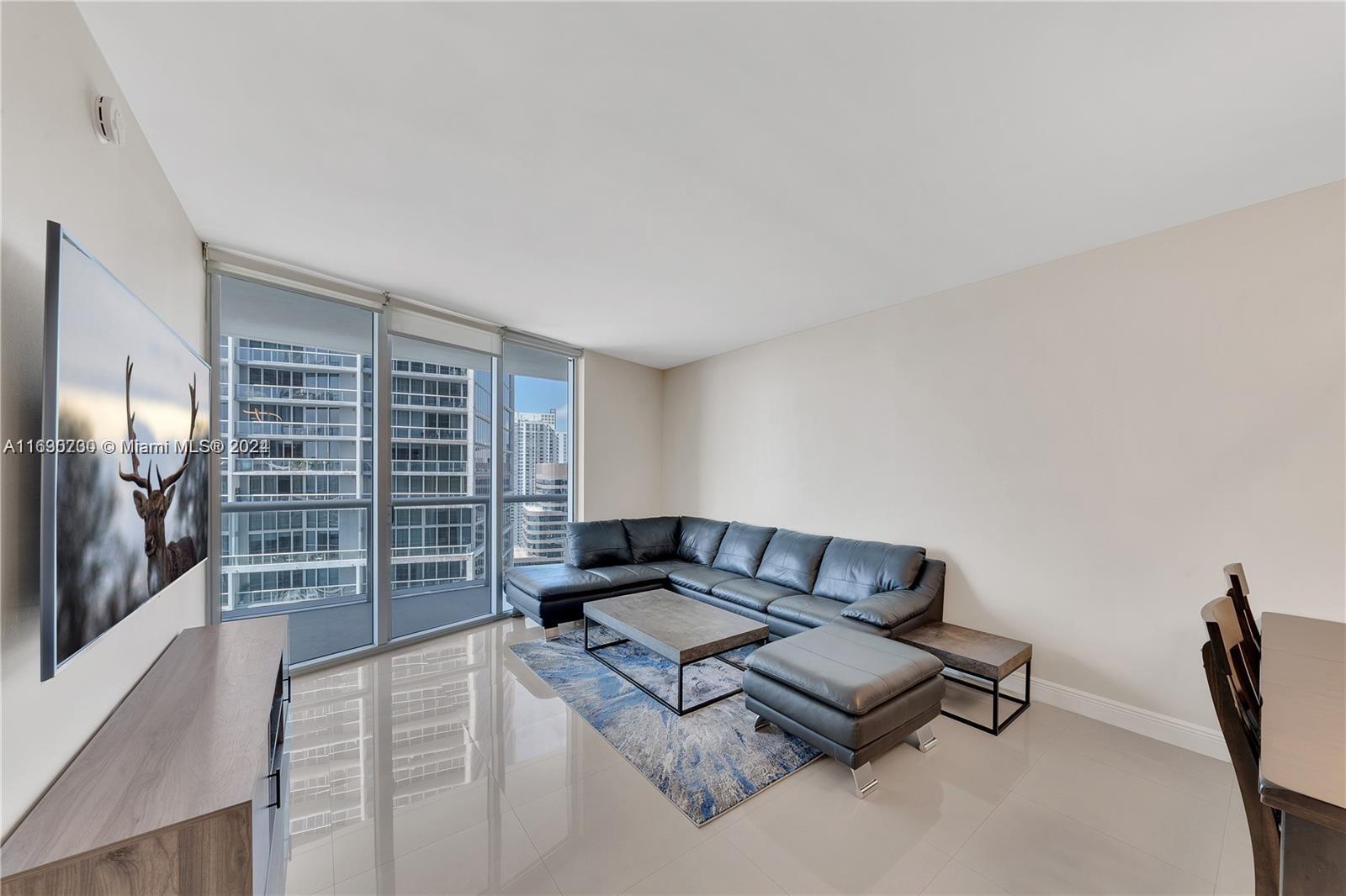 475 Brickell Avenue, Unit 4211 Miami, FL 33131 - Photo 5 of 22