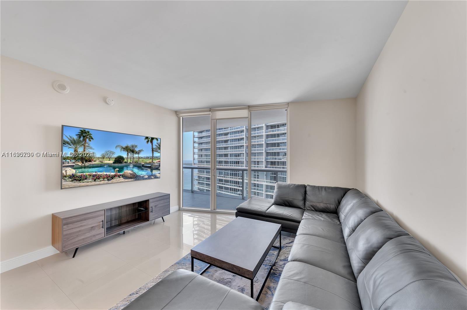 475 Brickell Avenue, Unit 4211 Miami, FL 33131 - Photo 7 of 22