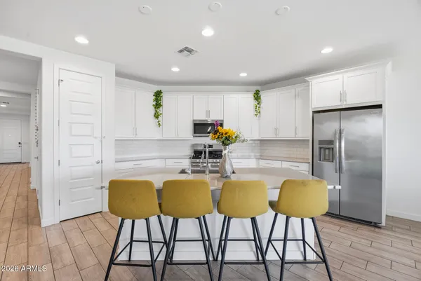 $659,000 | 2300 East Ridgewood Lane, Gilbert, AZ 85298
