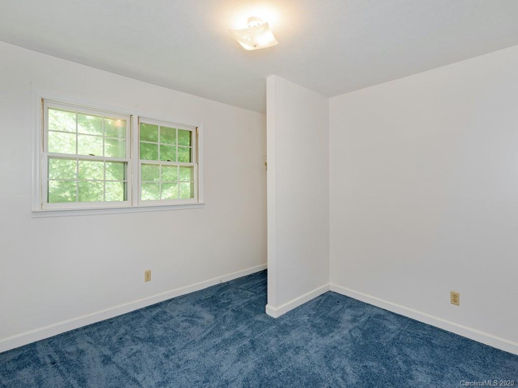 75 Riverside Estate Road Brevard, NC 28712 - Photo 14 of 20 Gallery Image 14