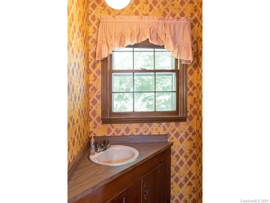 75 Riverside Estate Road Brevard, NC 28712 - Photo 15 of 20 Gallery Image 15