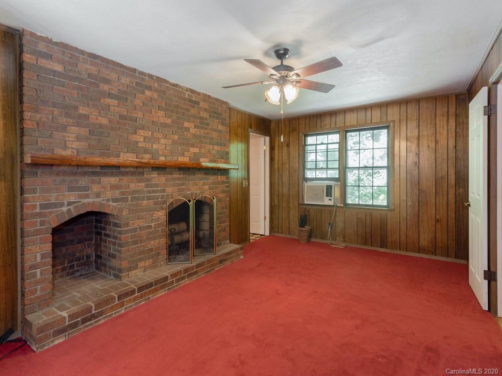 75 Riverside Estate Road Brevard, NC 28712 - Photo 8 of 20 Gallery Image 8