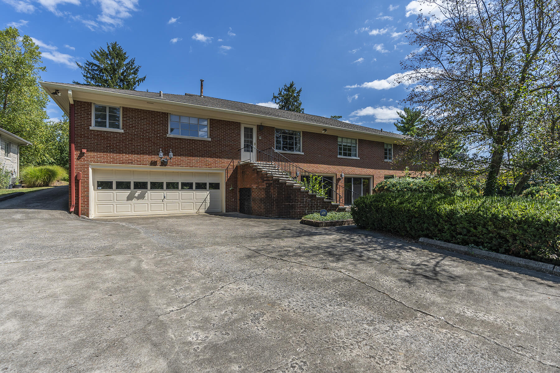 1828 Richmond Road Lexington, KY 40502 - Photo 45 of 49 1828richmond45