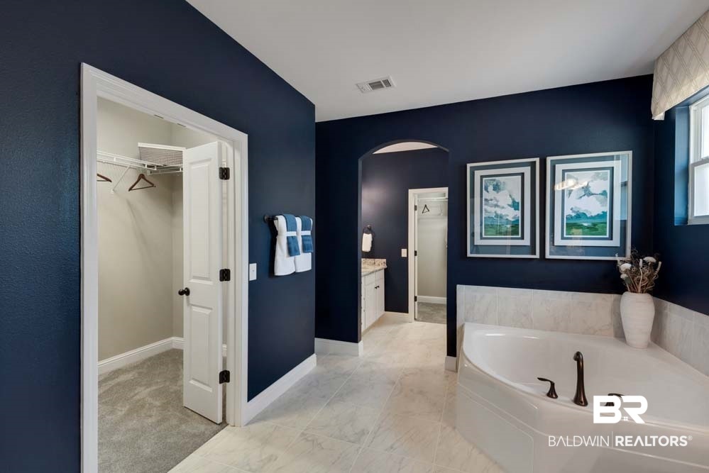 12382 Squirrel Drive Daphne, AL 36527 - Photo 26 of 36 Vanity's are separated!