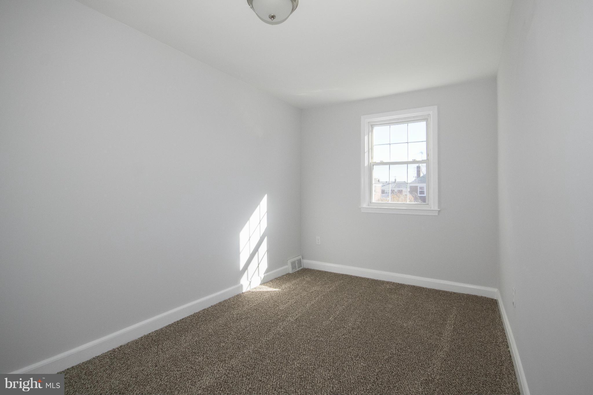 2139 Redthorn Road Baltimore, MD 21220 - Photo 17 of 25 Bedroom