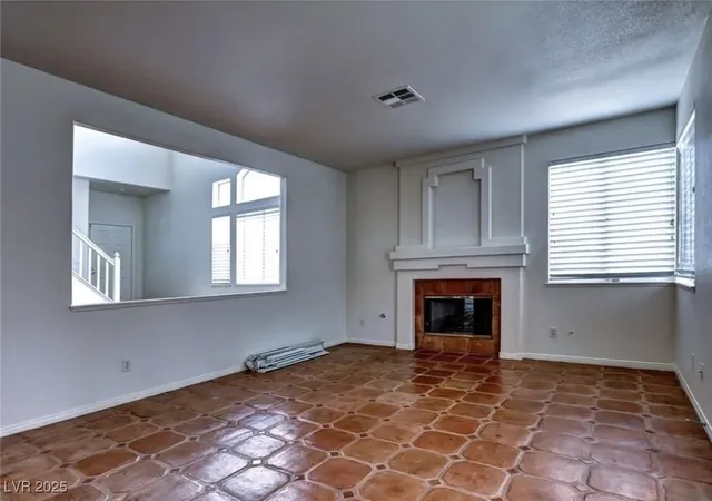 $2,605 | 2213 Warm Walnut Drive, Las Vegas, NV 89134