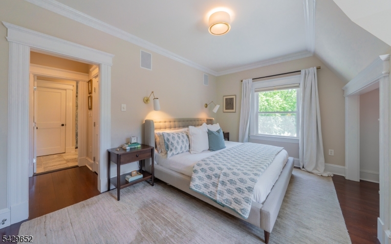 15 Brunswick Road Montclair, NJ 07042 - Photo 27 of 50