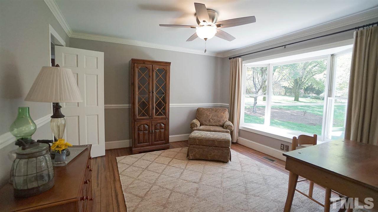 15708 Wickershire Court Raleigh, NC 27614 - Photo 5 of 30 Gallery Image 5