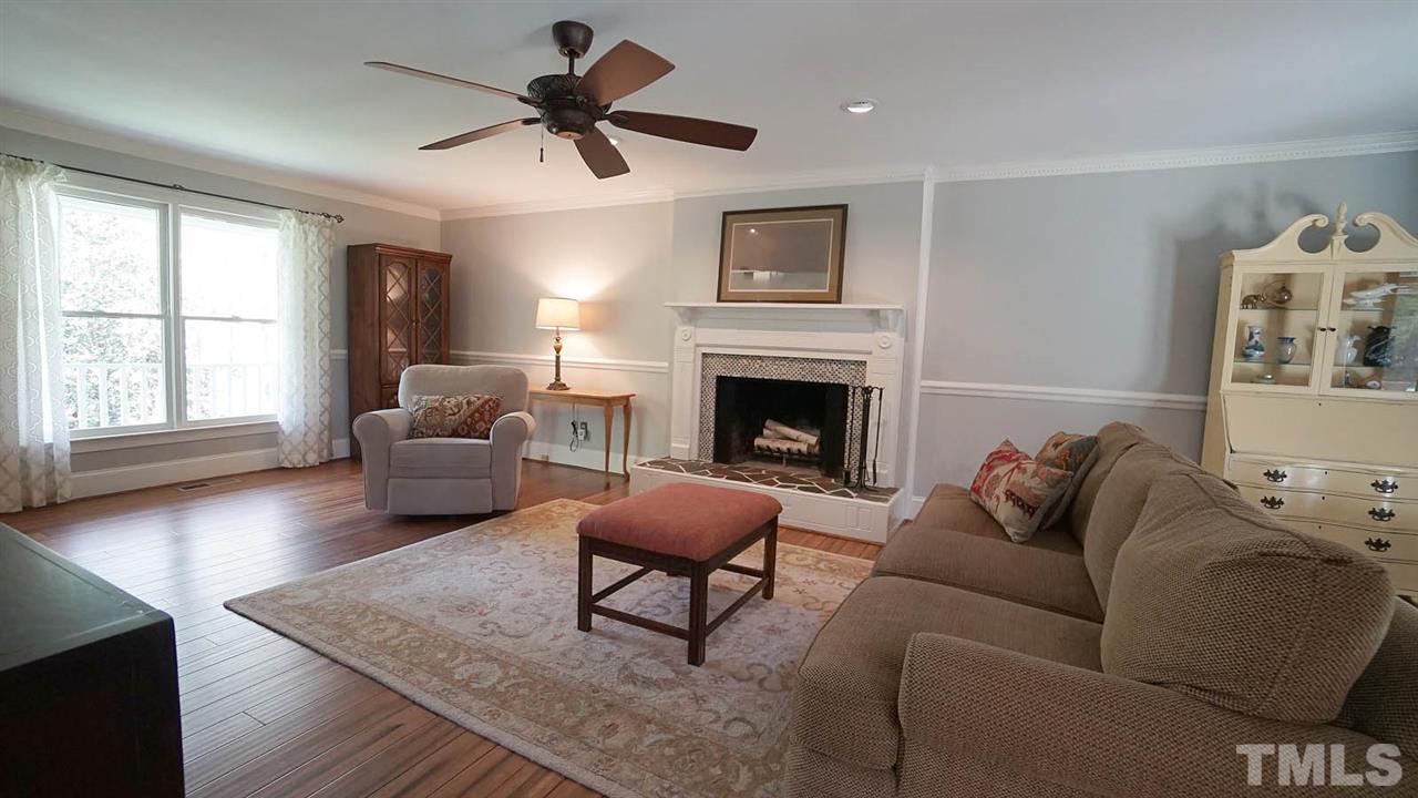 15708 Wickershire Court Raleigh, NC 27614 - Photo 7 of 30 Gallery Image 7