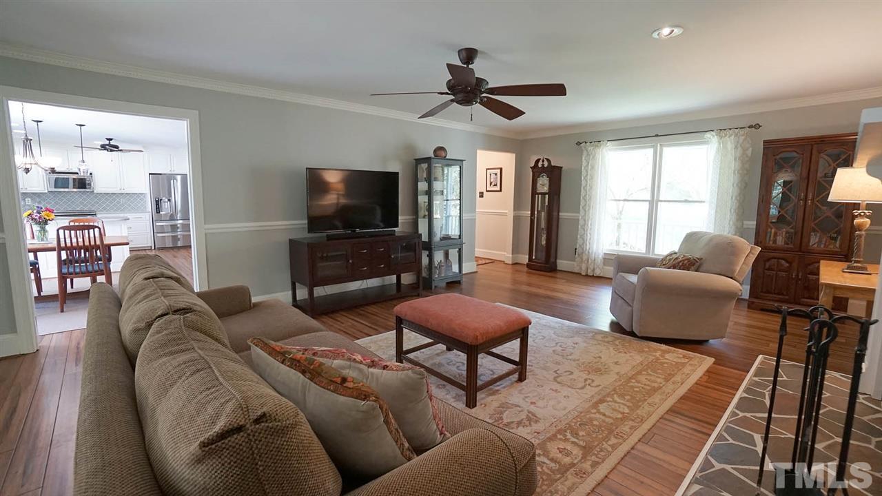15708 Wickershire Court Raleigh, NC 27614 - Photo 8 of 30 Gallery Image 8