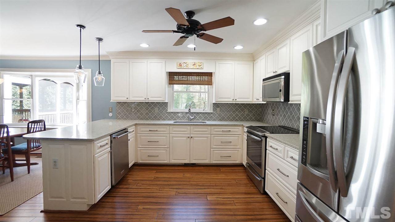 15708 Wickershire Court Raleigh, NC 27614 - Photo 10 of 30 Gallery Image 10
