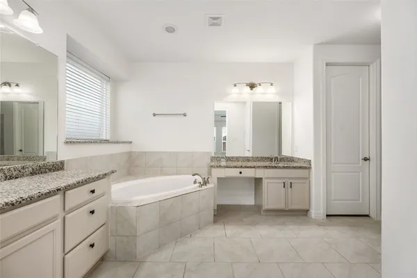 $3,400 | 2923 Golden Honey Lane, Richmond, TX 77406