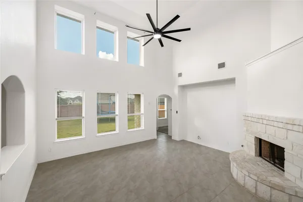 $3,400 | 2923 Golden Honey Lane, Richmond, TX 77406