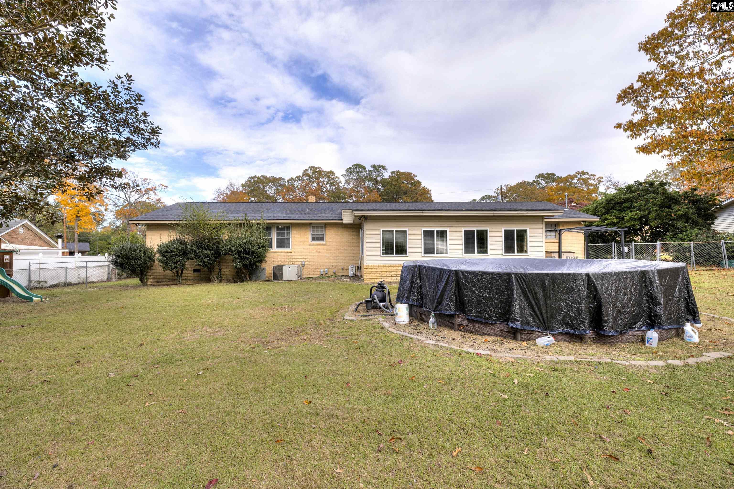 328 Stuckey Street Sumter, SC 29150 - Photo 6 of 39