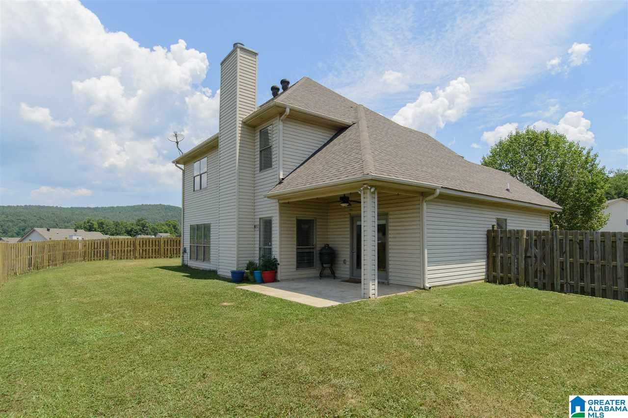 2009 Lake Circle Sterrett, AL 35147 - Photo 38 of 40