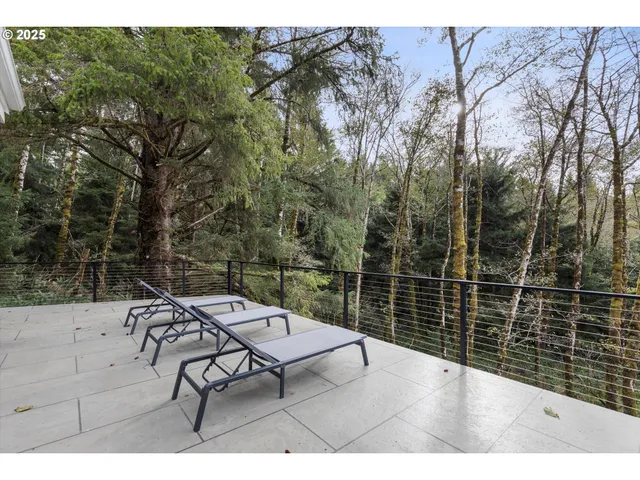 a view of a bathroom