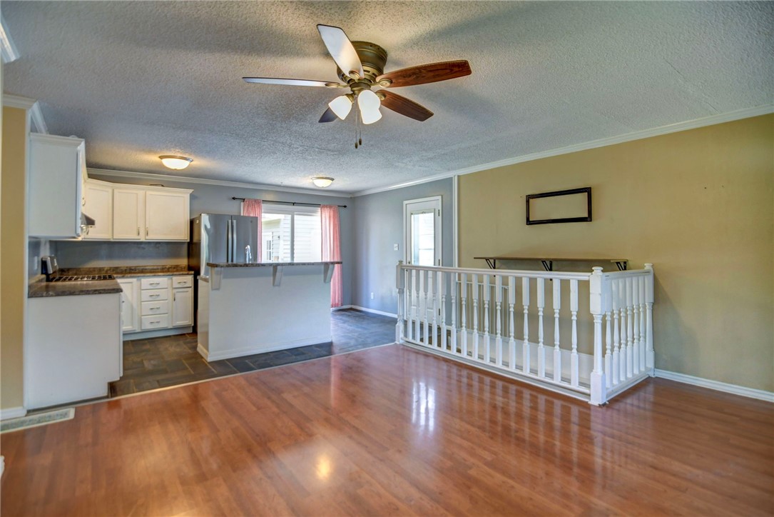 375 North Megan Drive Decatur, IL 62522 - Photo 3 of 16