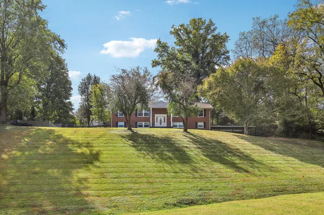 $629,900 | 2411 Cloverdale Road, Nashville, TN 37214