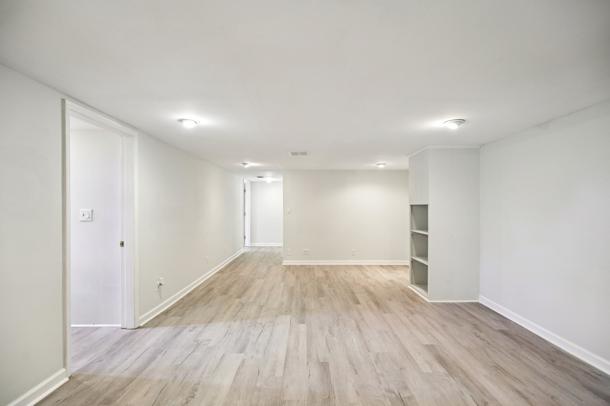 2411 Cloverdale Road Nashville, TN 37214 - Photo 21 of 33 a view of empty room with wooden floor