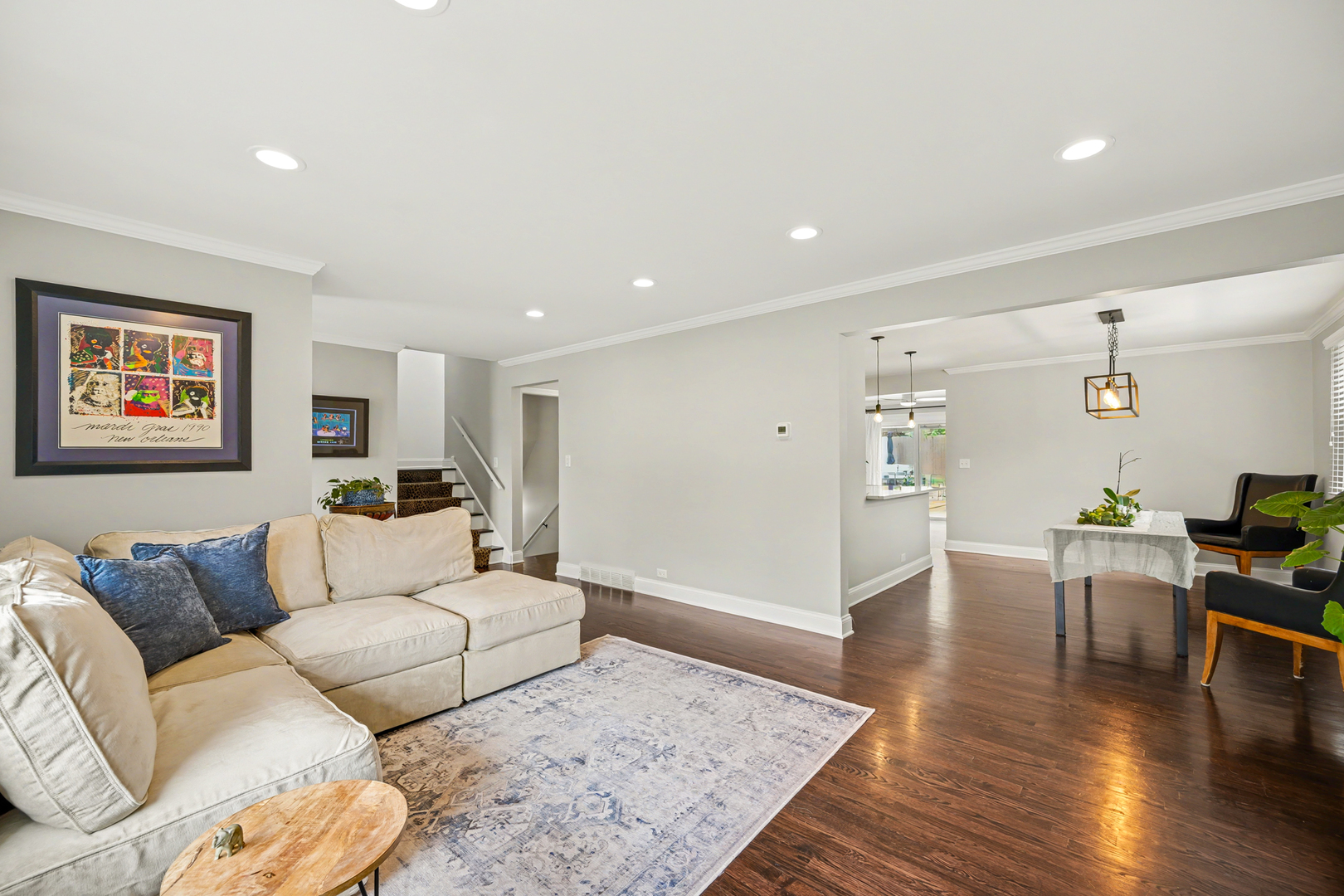 3S171 Arboretum Road Glen Ellyn, IL 60137 - Photo 4 of 41 a living room with furniture and wooden floor