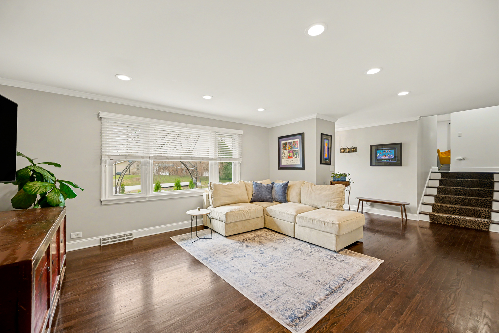 3S171 Arboretum Road Glen Ellyn, IL 60137 - Photo 5 of 41 a living room with furniture and a wooden floor