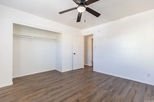 $825 | 7115 Glen Terrace, Unit 3, San Antonio, TX 78239